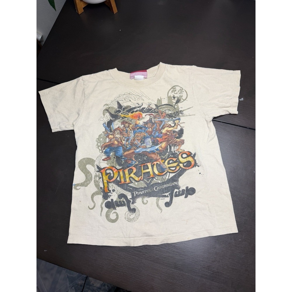 Vintage Y2K Disney Pirates of the Caribbean Kids T Shirt Size 7/8 (Stains) - Picture 2 of 15